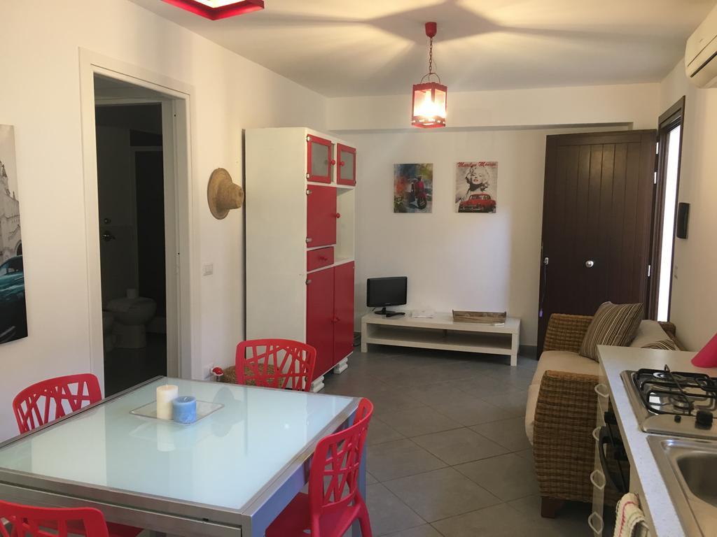 Le Casuzze Del Lido Burrone