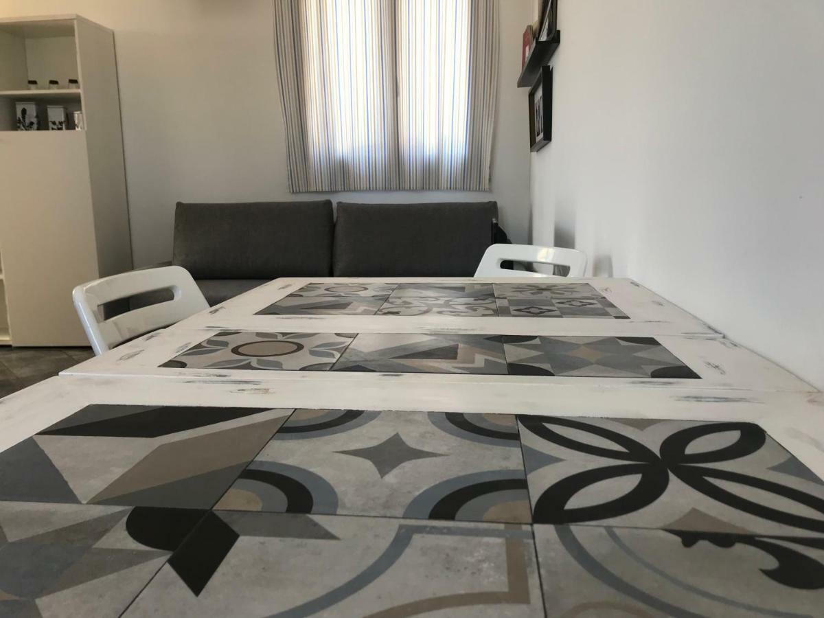Le Casuzze Del Lido Burrone Apartment *